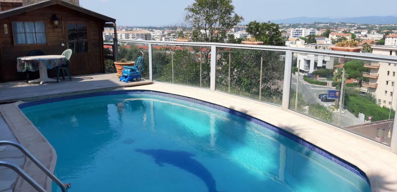 Ravissant Appartement Saint-Raphael Piscine Buitenkant foto